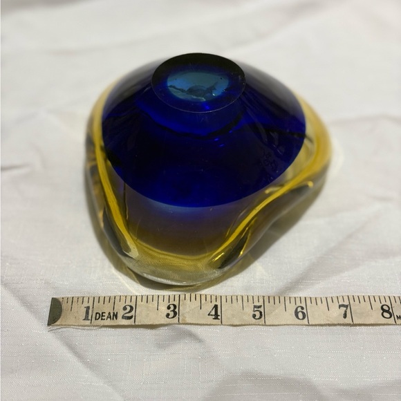 Vintage Glass Art Elegant Blue and Yellow Glass Bowl - Picture 4 of 5